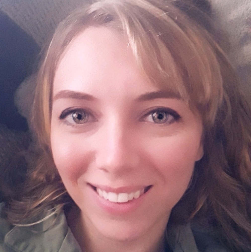 Meet your Posher, Christina